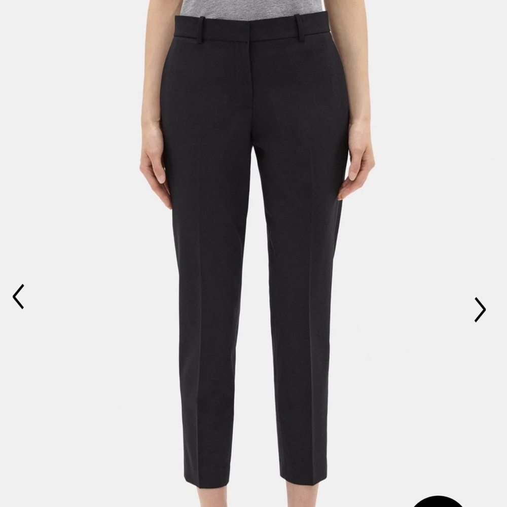 Theory Classic Crop Pant in Black Stretch Wool